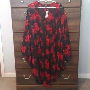 NWT Torrid Black Kimono with Red Flowers & Sparkle